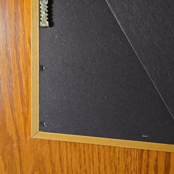 Isaiah 40:31 Gold Frame - Picture 8 of 14